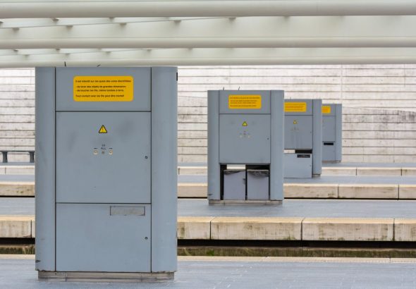 gambar genset berjejer